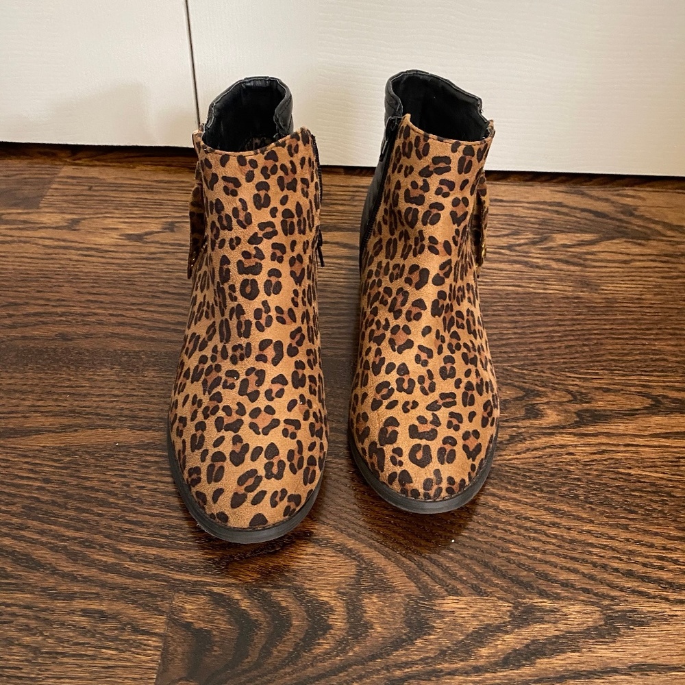 G.C. Shoes Cheetah ankle booties